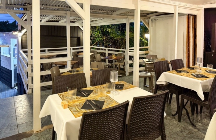 Vente Fonds de commerce 184m&sup2; 6 pi&#232;ces Gosier