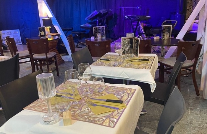 Vente Fonds de commerce 184m&sup2; 6 pi&#232;ces Gosier