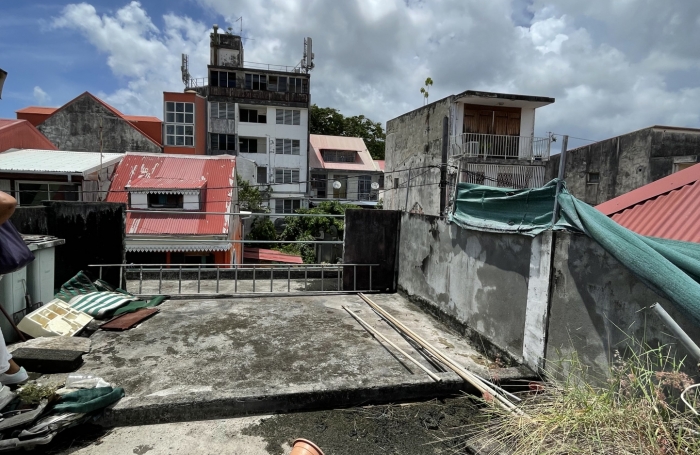 MAISON T4 PROCHE PLACE DE LA VICTOIRE