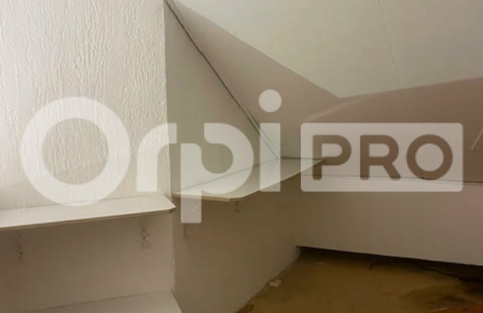 avec ORPI BOUTAREL  ouvrez votre commerce dans une zone très prisée ...