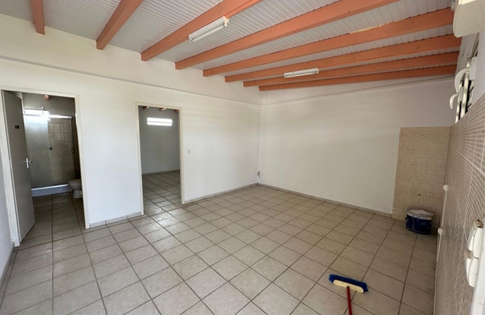 Location Bureaux 97118