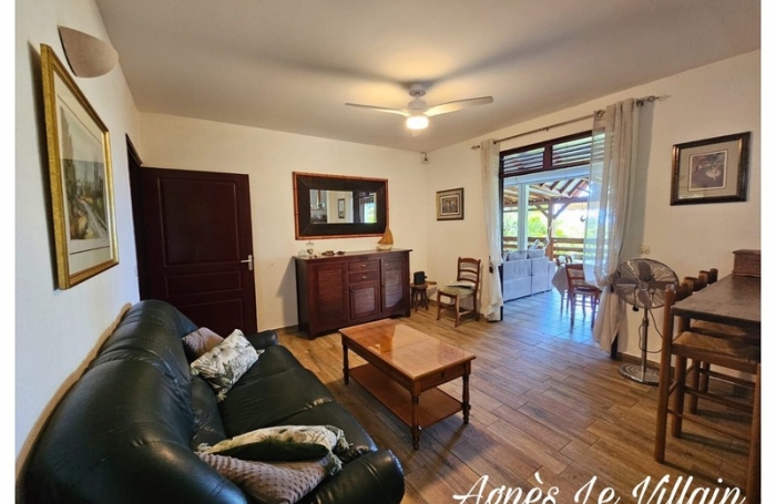 Vente Maison 234m&sup2; 12 pièces Bouillante