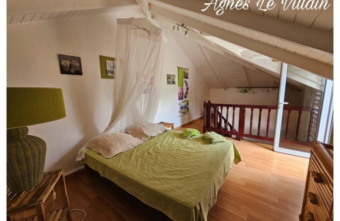 Vente Maison 234m&sup2; 12 pièces Bouillante