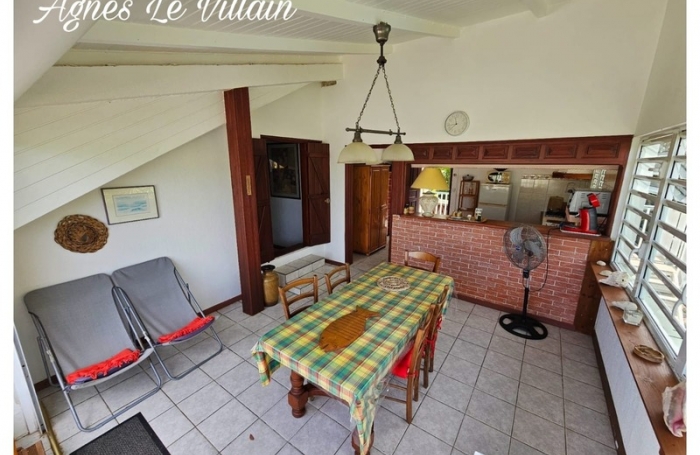 Vente Maison 234m&sup2; 12 pièces Bouillante