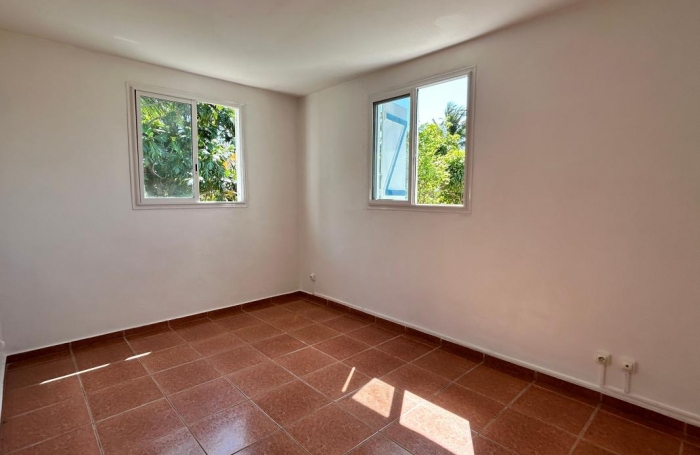 Vente Maison 81.85m&sup2; 4 pi&#232;ces Le Moule