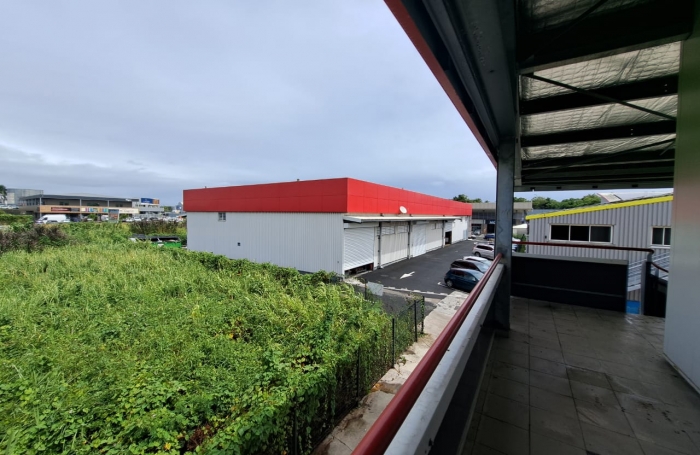 Vente Bureaux 633.92m² Baie Mahault