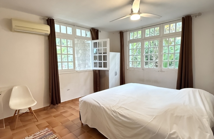 Vente Maison 247m&sup2; 10 pi&#232;ces Pointe-Noire