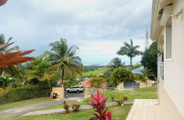 Vente Maison 96m&sup2; 4 pièces Sainte Rose