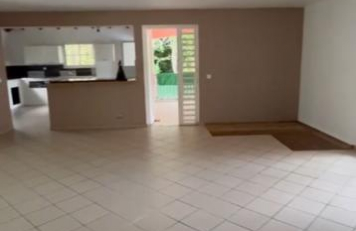Location Appartement 160m&sup2; 4 pi&#232;ces Morne à l'eau