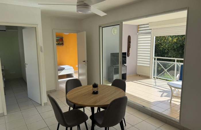 Saint-Claude   Appartement T3 meublé, résidence sécurisée, vendu loué