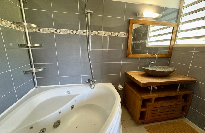 MAISON T4 MEUBLE BAIE-MAHAULT