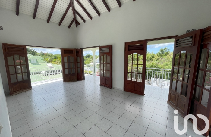 Vente Divers 117m&sup2; 5 pi&#232;ces Petit-Canal