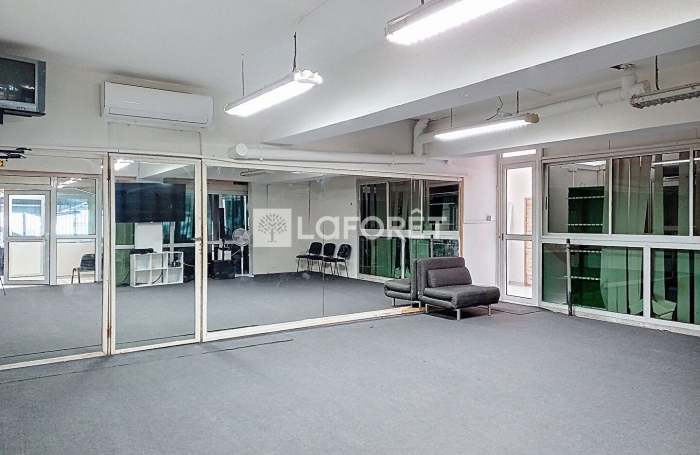 Vente Local commercial 331.14m&sup2; Pointe-&agrave;-Pitre