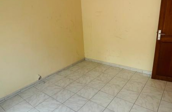 Vente Appartement 50m&sup2; 2 pi&#232;ces Basse-Terre