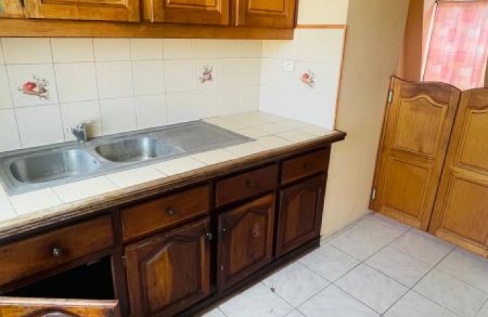 Vente Appartement 50m&sup2; 2 pi&#232;ces Basse-Terre