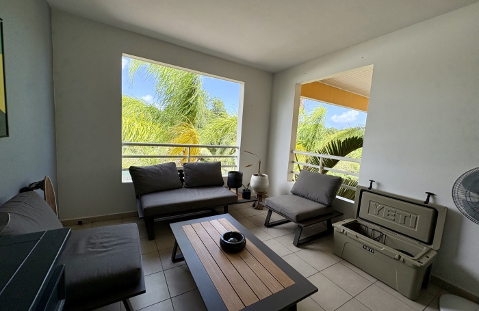 BEL APPARTEMENT T2 RENOVE RESIDENCE AVEC PISCINE PLAISANCE