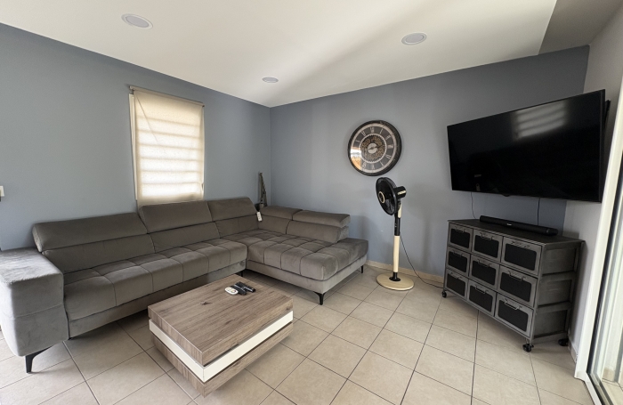 BEL APPARTEMENT T2 RENOVE RESIDENCE AVEC PISCINE PLAISANCE