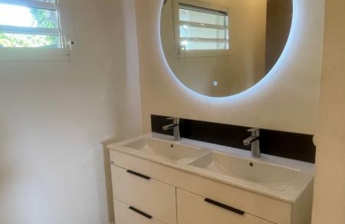 Location Maison 159m&sup2; 6 pi&#232;ces Petit-Bourg