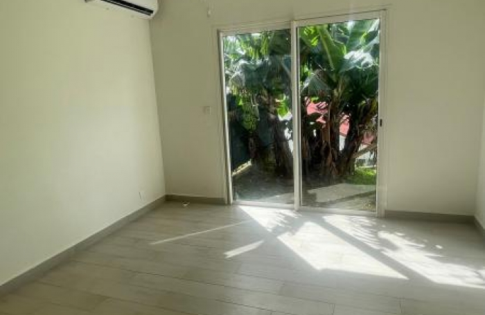 Location Maison 159m&sup2; 6 pi&#232;ces Petit-Bourg