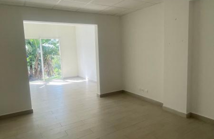 Location Maison 159m&sup2; 6 pi&#232;ces Petit-Bourg
