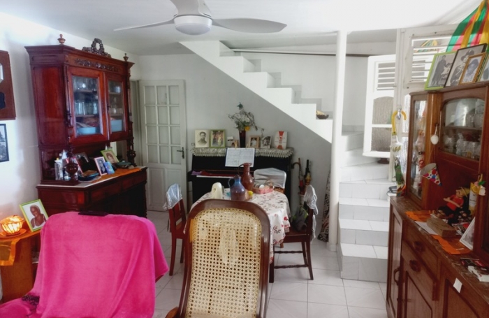Vente Maison 153m&sup2; 6 pièces Basse-Terre