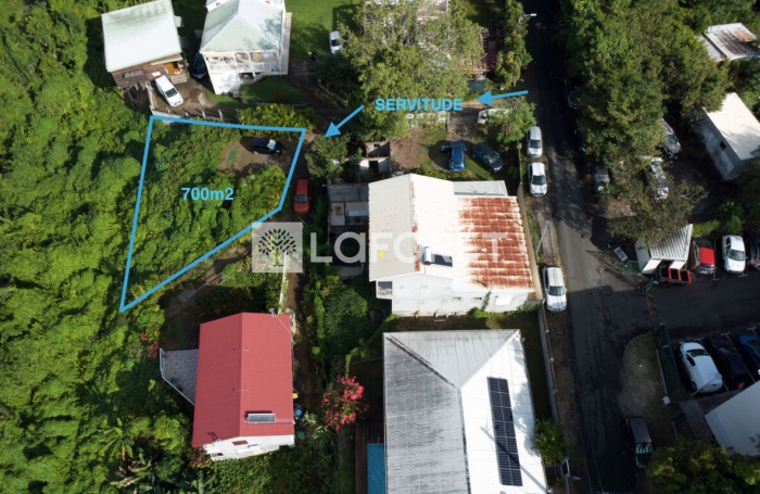 Vente Terrain 700m² Les Abymes