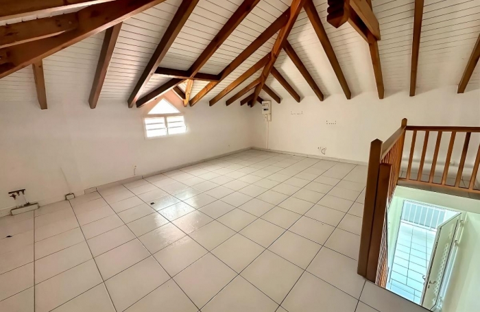 Location Bureaux 96m&sup2; Saint François