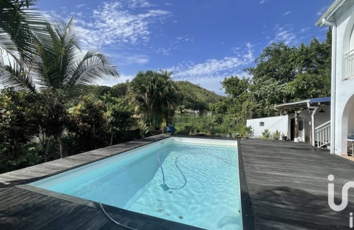 Vente Maison 145m&sup2; 5 pièces Gosier