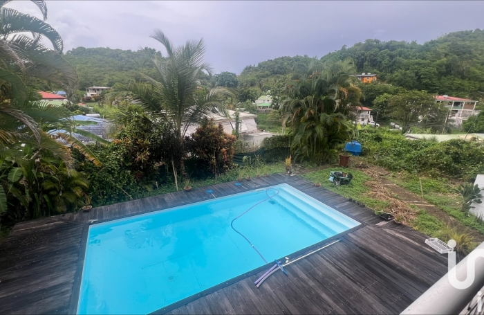 Vente Maison 145m&sup2; 5 pièces Gosier