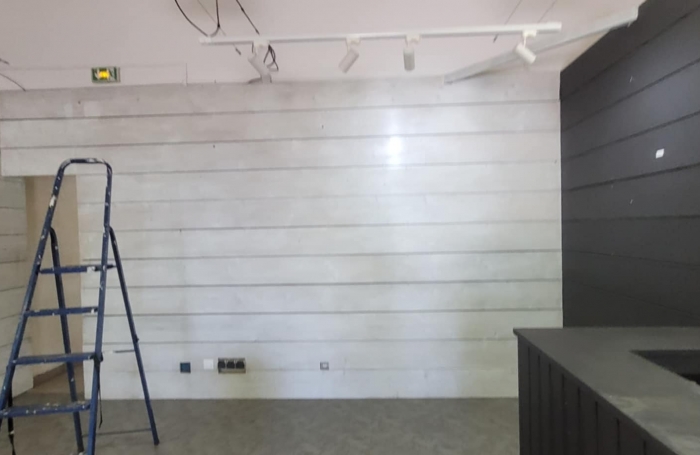 De 169.51m2 en location 1600 € par mois à Saint-François