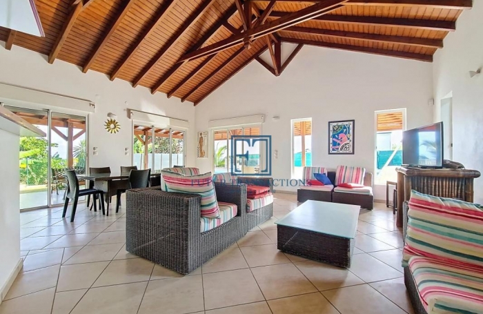 Location Maison 161m&sup2; 4 pi&#232;ces Saint François