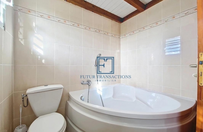 Location Maison 161m&sup2; 4 pi&#232;ces Saint François