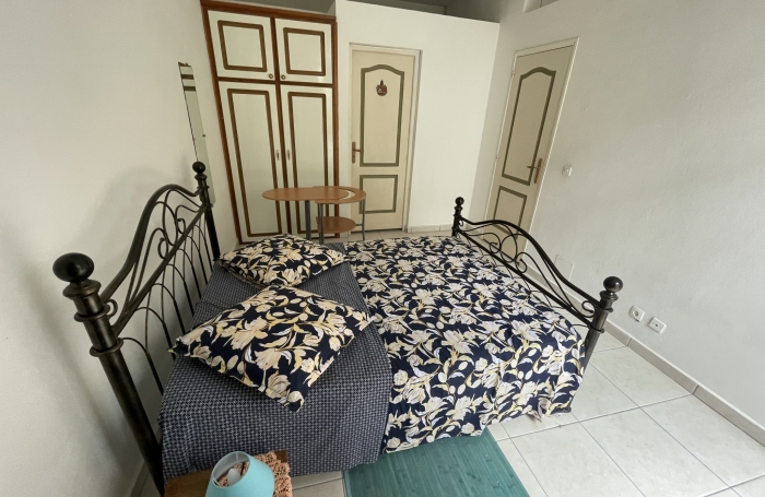 STUDIO meubl&eacute; proche Universit&eacute;