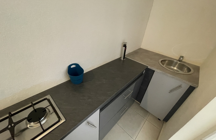 STUDIO meubl&eacute; proche Universit&eacute;