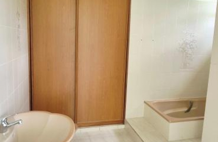 Location Maison 164.71m&sup2; 5 pièces Lamentin