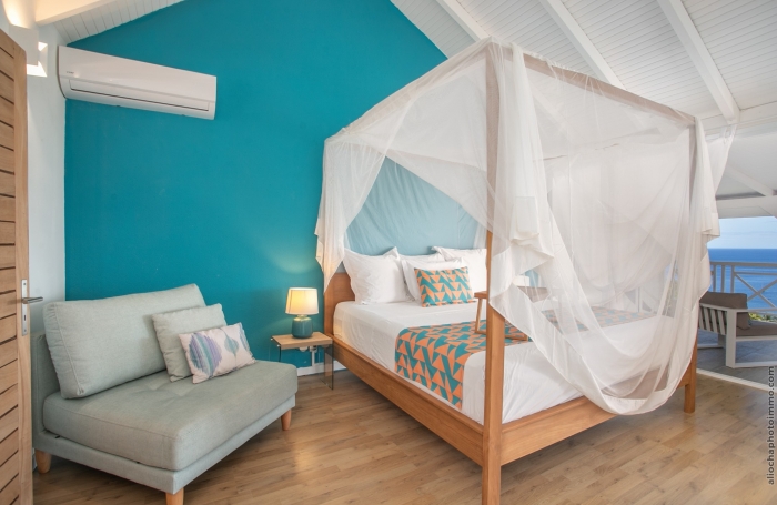 Bouillante Exceptionnel ensemble immobilier de 6 appartements avec Vue Imprenable sur la mer !