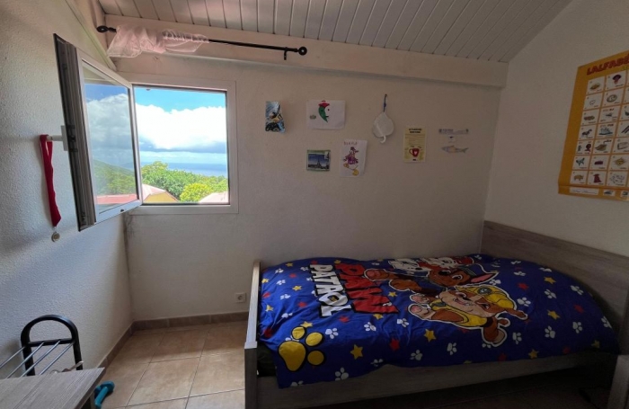 Vente Appartement 91.75m&sup2; 4 pièces Gourbeyre