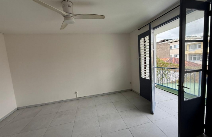 Location Appartement 30.34m&sup2; 1 pièce Basse-Terre