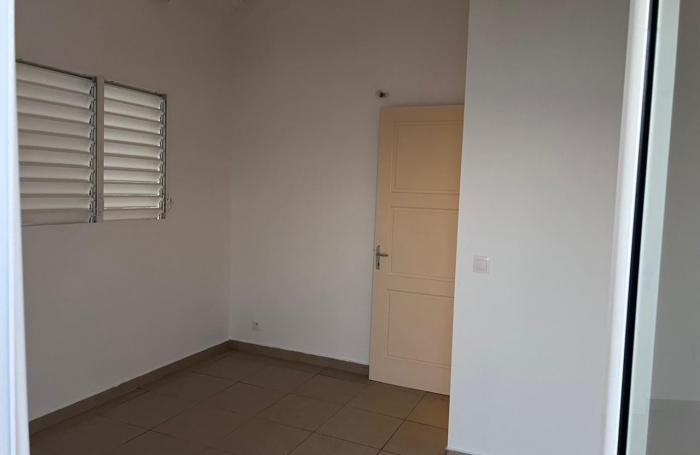 TROIS RIVIERES COCOYER APPARTEMENT DUPLEX T4 VUE MER SUR LES SAINTES