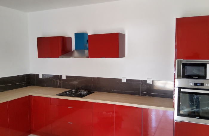 En location 1350 € par mois à Trois-Rivières : grande maison