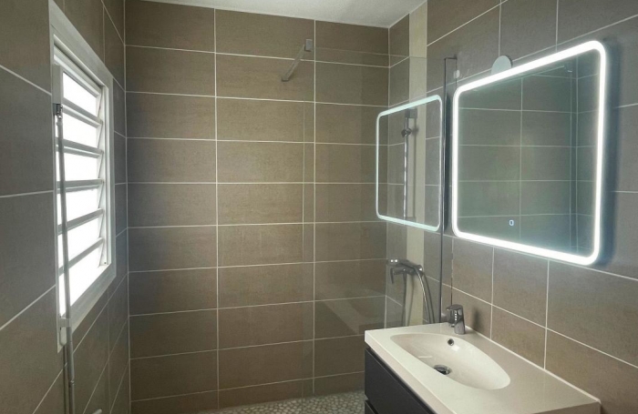 Vente Maison 78m&sup2; 4 pièces Le Moule