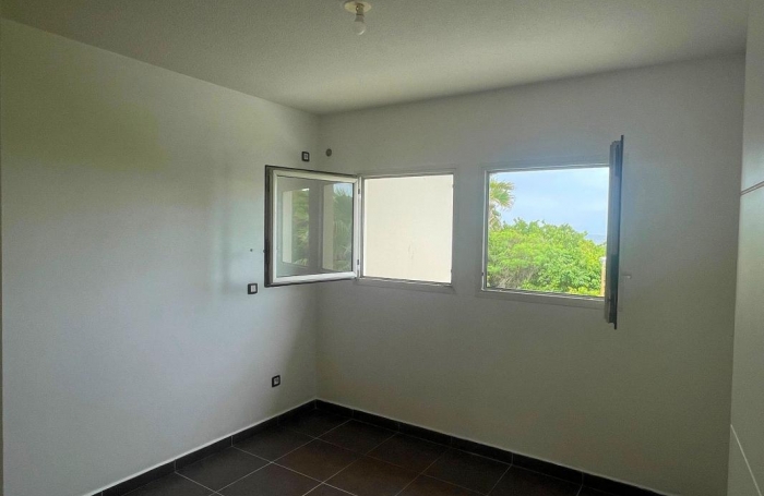 Vente Maison 78m&sup2; 4 pièces Le Moule