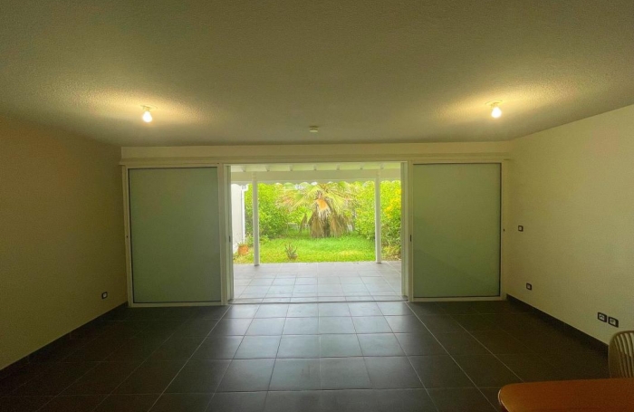 Vente Maison 78m&sup2; 4 pièces Le Moule