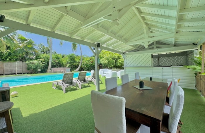 Vente Divers 232m&sup2; 11 pi&#232;ces Saint François