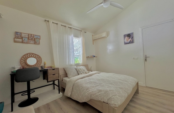 Vente Divers 232m&sup2; 11 pi&#232;ces Saint François