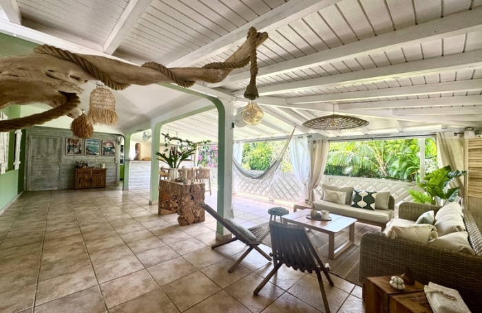 Vente Divers 232m&sup2; 11 pi&#232;ces Saint François