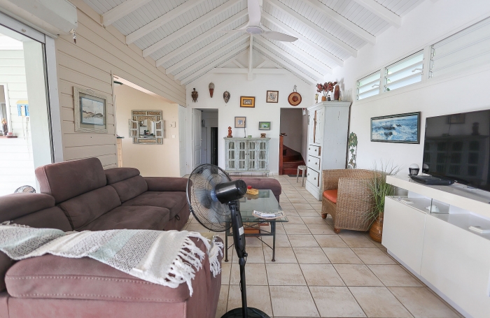 ✨ Villa familiale avec piscine, vue mer et accès plage à pied   Secteur prisé du Helleux, Sainte-Anne ✨