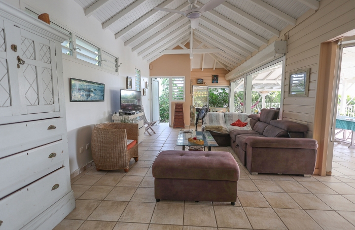 ✨ Villa familiale avec piscine, vue mer et accès plage à pied   Secteur prisé du Helleux, Sainte-Anne ✨
