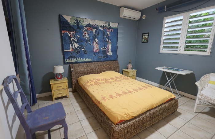 ✨ Villa familiale avec piscine, vue mer et accès plage à pied   Secteur prisé du Helleux, Sainte-Anne ✨