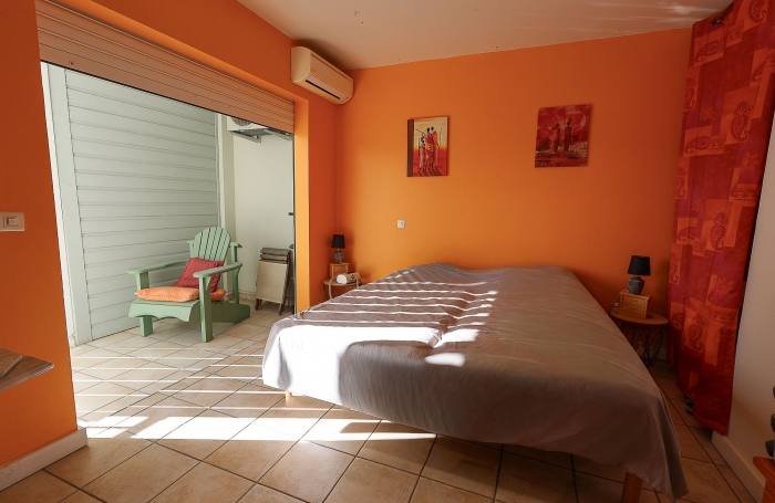 ✨ Villa familiale avec piscine, vue mer et accès plage à pied   Secteur prisé du Helleux, Sainte-Anne ✨